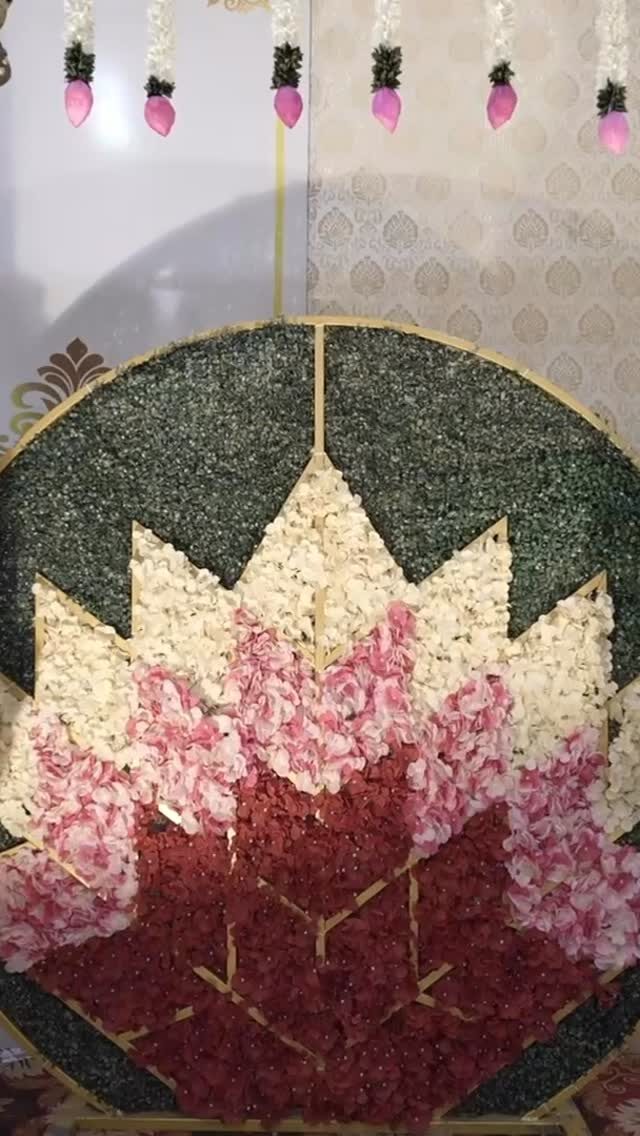 Instagram post from badhaaihoindia. This post is in position 0.